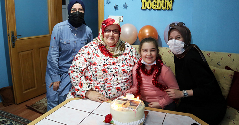 Güldalı’ya doğum günü sürprizi