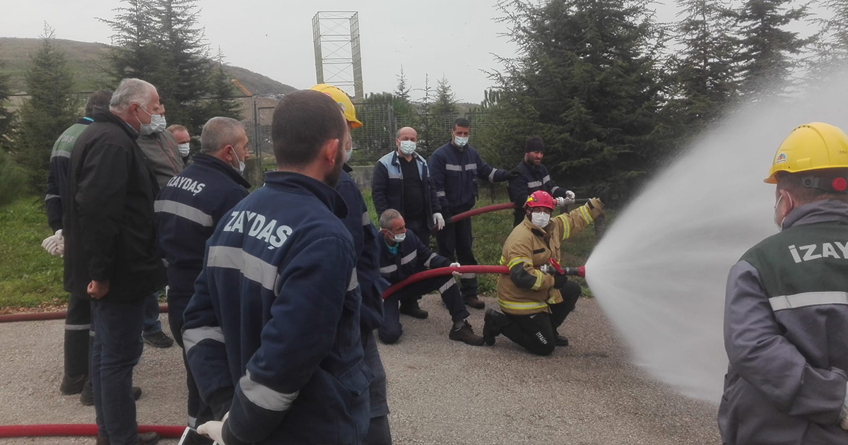 İtfaiye’den İZAYDAŞ personeline uygulamalı eğitim