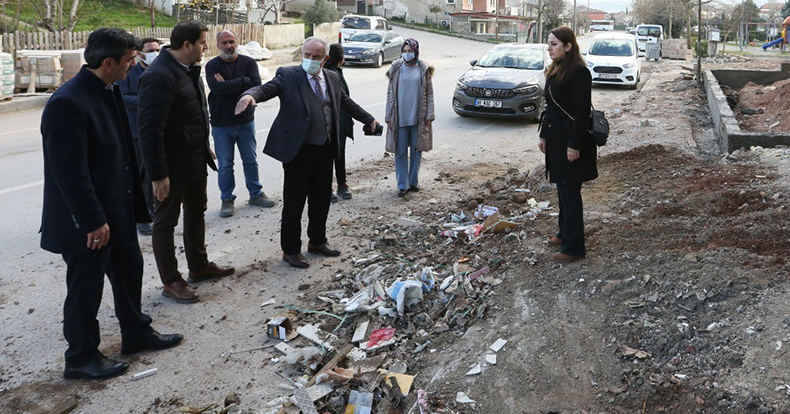 Başkan Aygün Derince’deki projeleri yerinde inceliyor