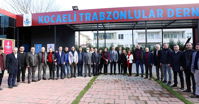 Başkan Büyükakın, Trabzonlulara konuk oldu
