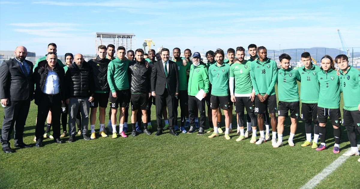 Başkan Özlü’den Kocaelispor’a Destek Ziyareti