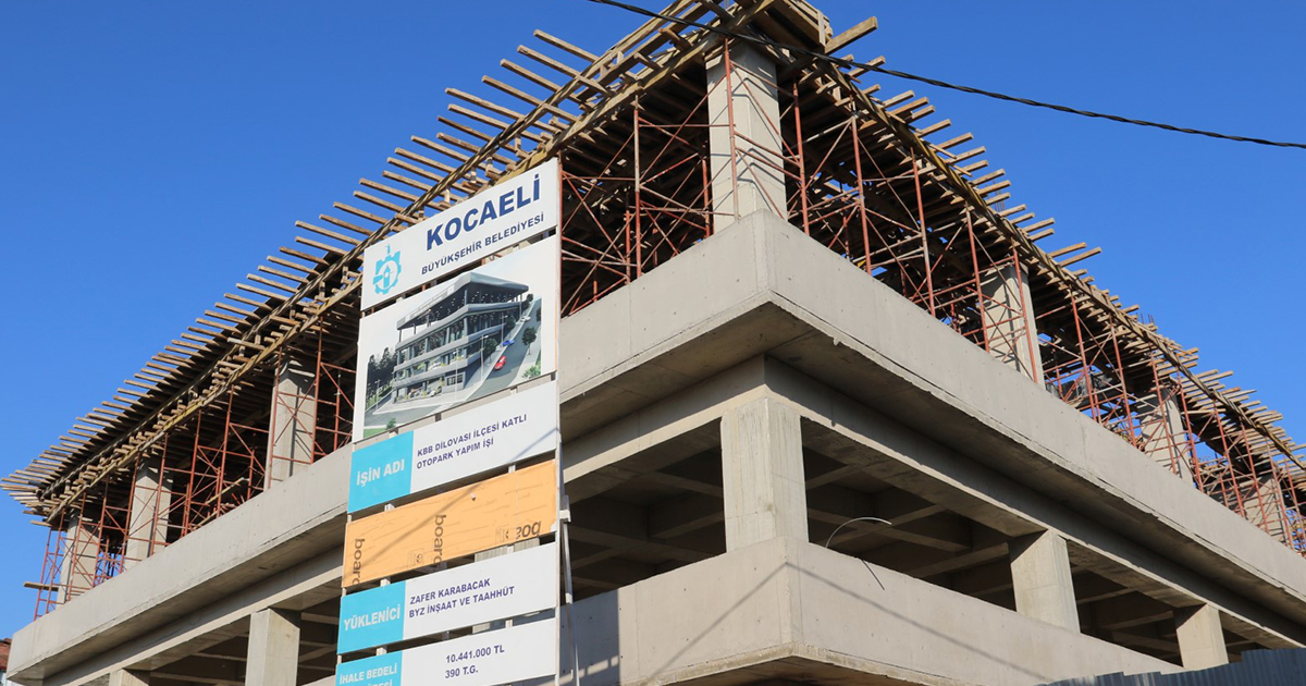 Dilovası katlı otopark son sürat ilerliyor