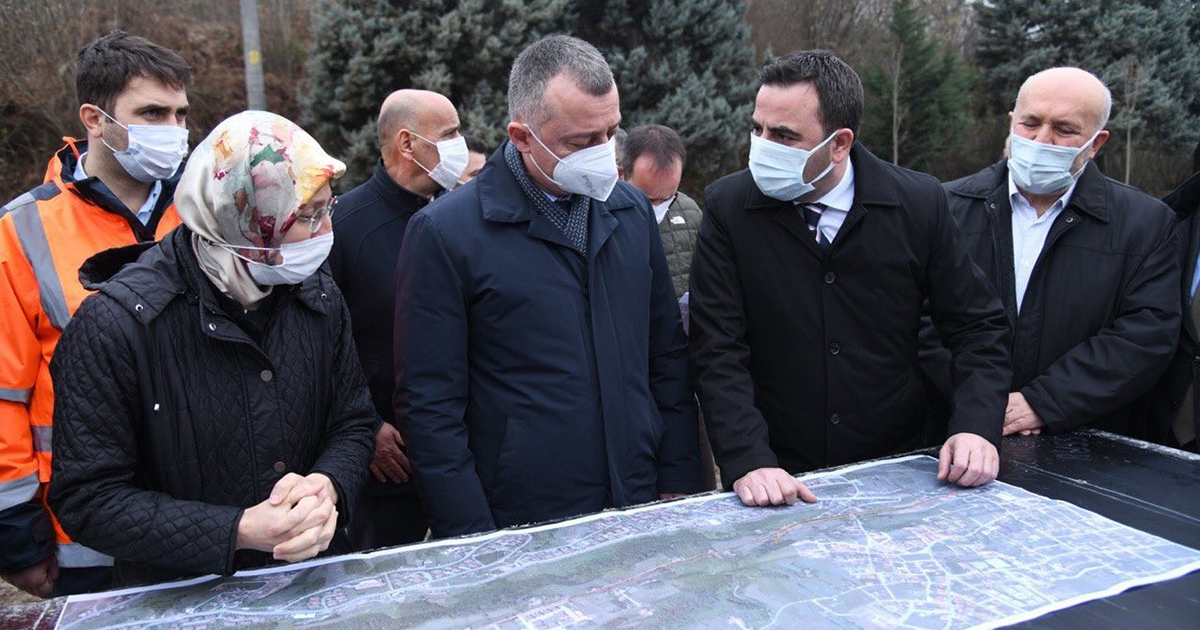 Büyükakın ve Özlü, Ahmet Yesevi Caddesi'ni inceledi