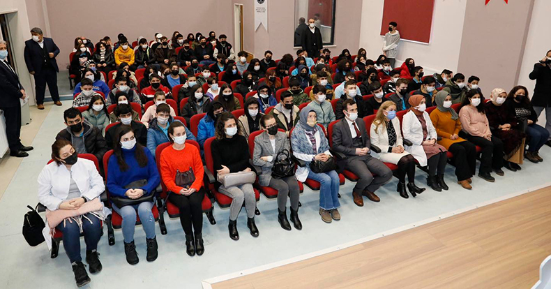 Başkan Söğüt, gençlerle buluştu