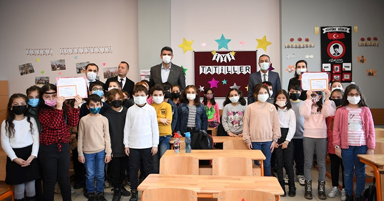 Kartepe'de karne sevinci
