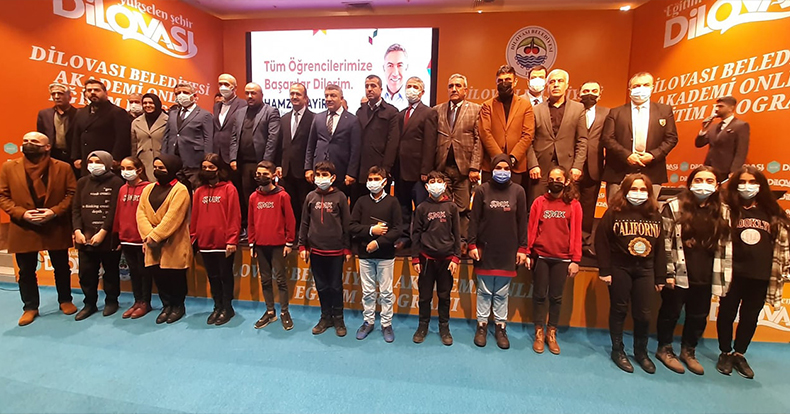 Başkan Şayir’den öğrencilere online eğitim desteği
