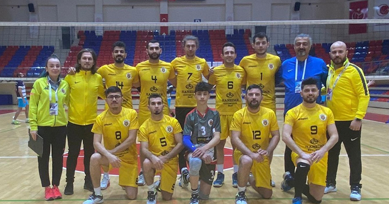 Gölcük İşitme Engelliler Erkekler Voleybol Takımı finalde