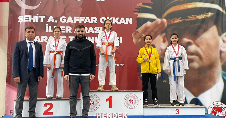 KARTEPELİ SPORCULAR KOMŞUDA DERECEYE GİRDİLER