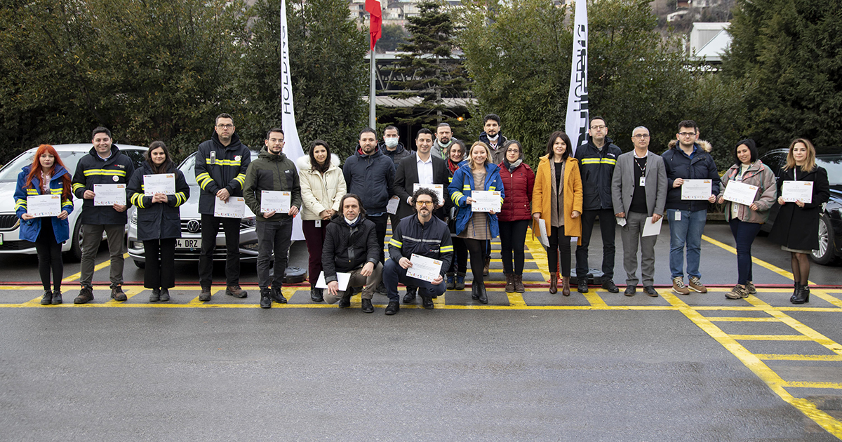 POLİSAN HOLDİNG HAYAL MÜHENDİSLERİNİ ARIYOR!