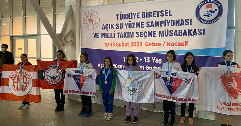 Körfez’den iki milli yüzücü çıktı