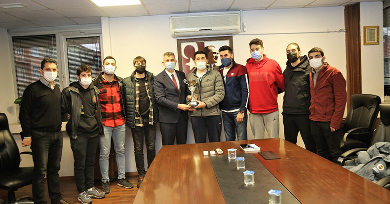 ŞAMPİYONLUK KUPASI GÖLCÜK’TE