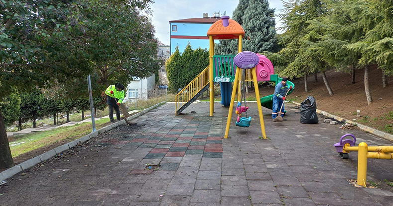Çocuk parkları yaza hazır 
