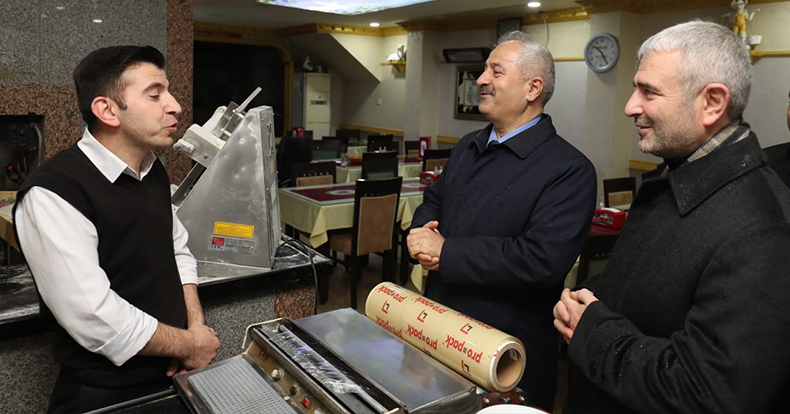 Büyükgöz, esnaf ile bir araya geldi
