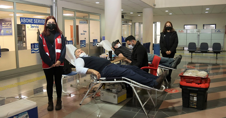 Gölcük Belediye personeli hastalara can oldu