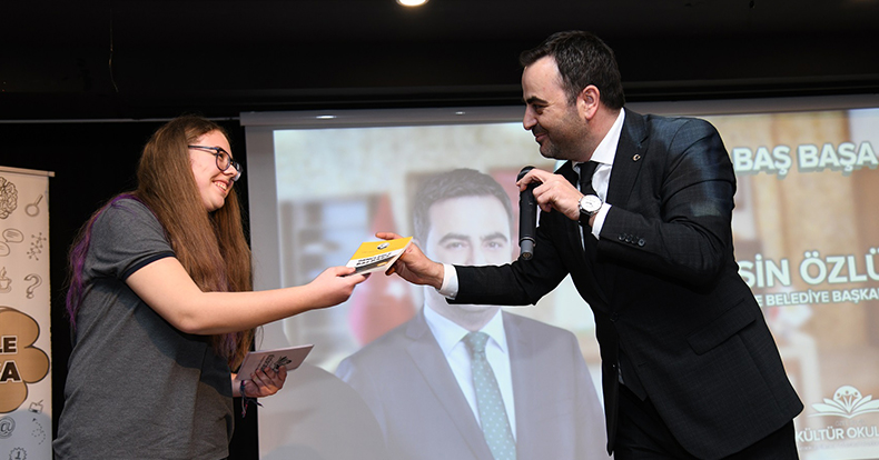 Başkan Özlü: Gençlerimize İnanıyor ve Güveniyoruz