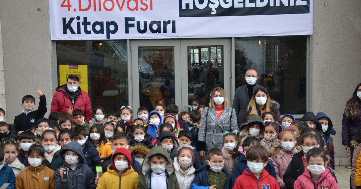 Yazarlar ve okuyucular Kitap Fuarı'nda buluştu