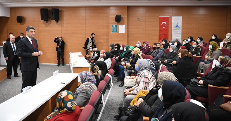 Başkan Kocaman; Kartepe hanımeli pazarı kuruluyor