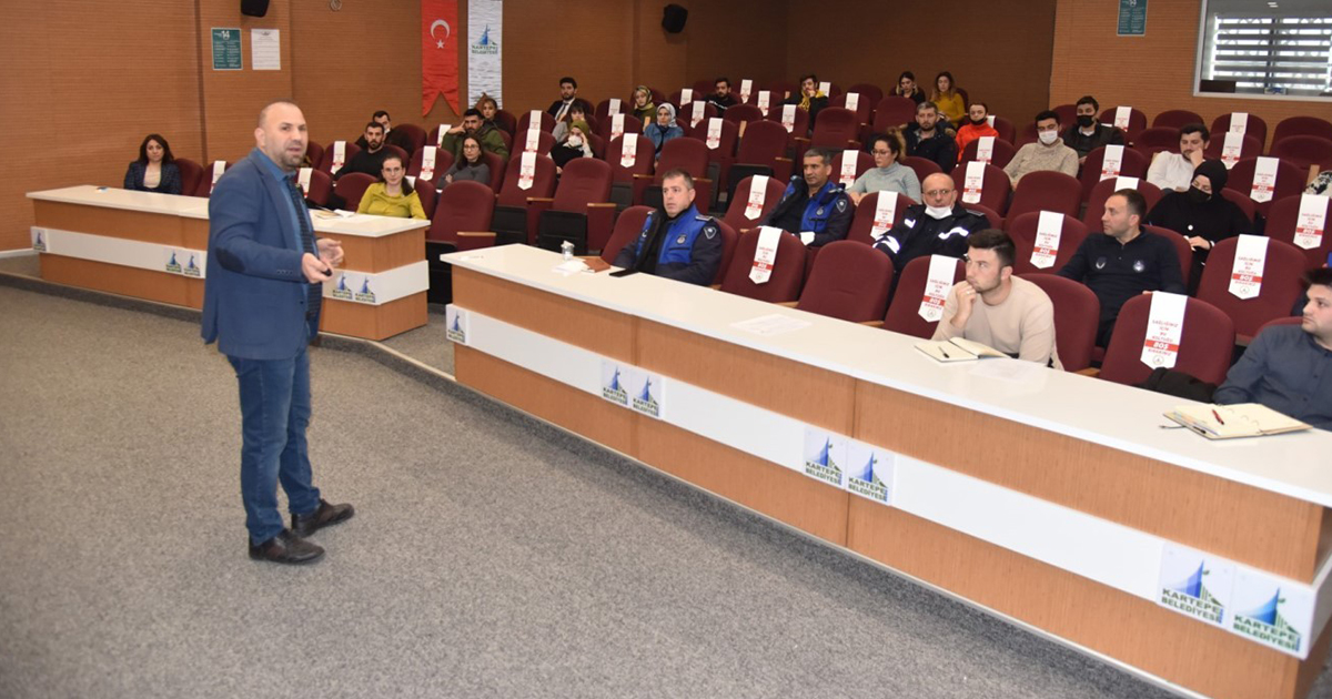 Kartepe Belediyesi personellerine eğitim verildi