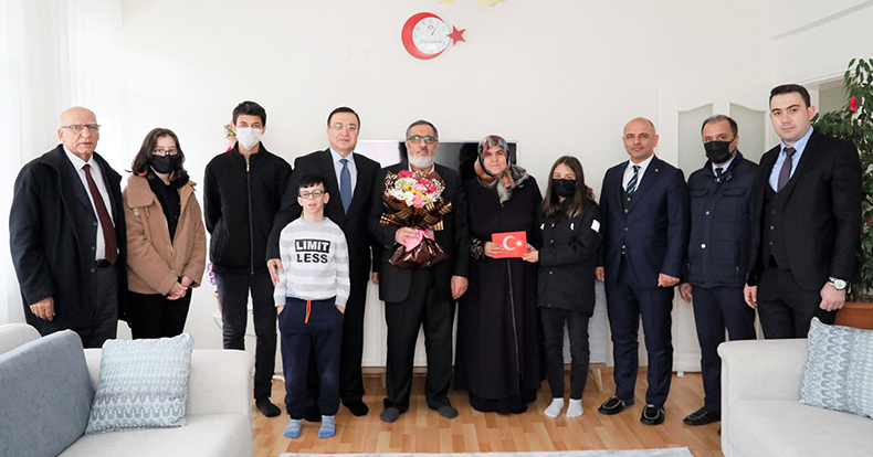 Başkan Söğüt, “Biz vatanı kutsal, vatan sevgisini imandan biliriz”