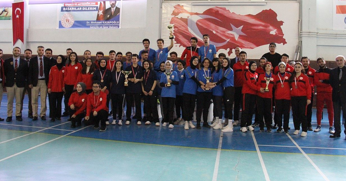 Masa tenisinde şampiyonlar belli oldu