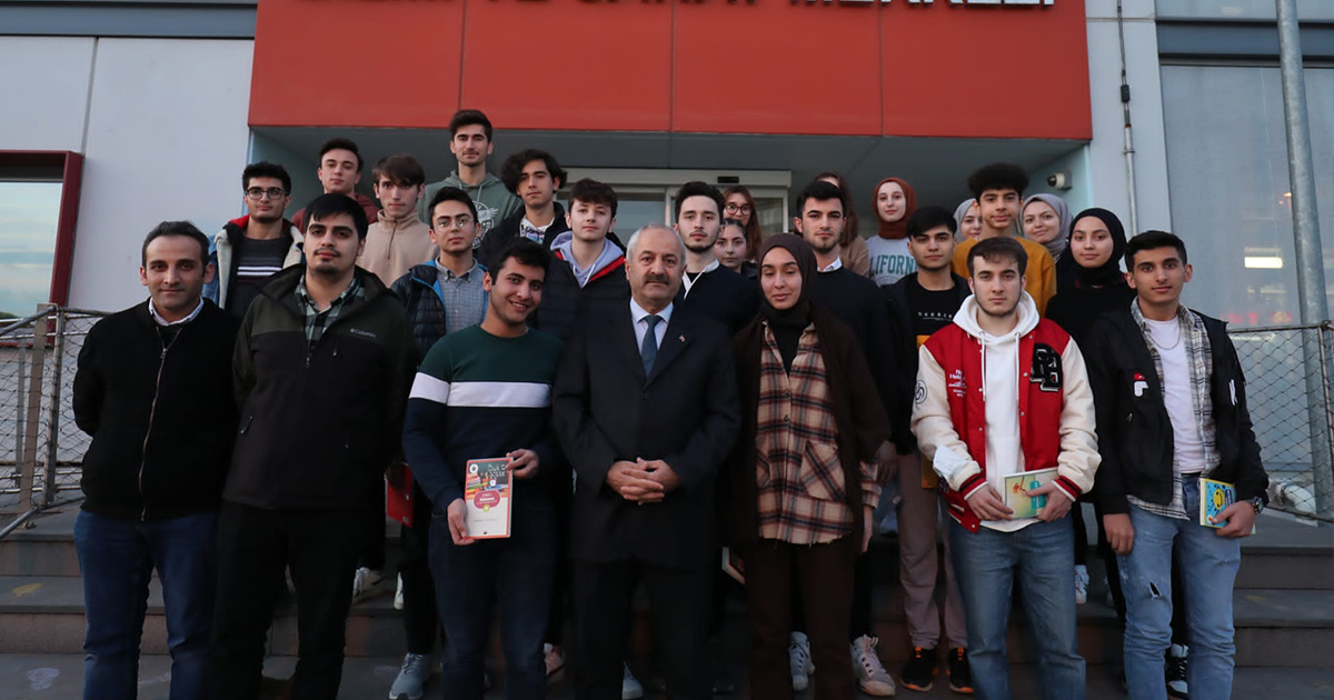 Başkan Büyükgöz, gençlerle buluştu