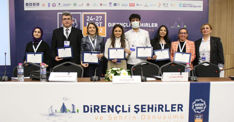 Kartepe Zirvesi güncel konularıyla gündeme yön veriyor