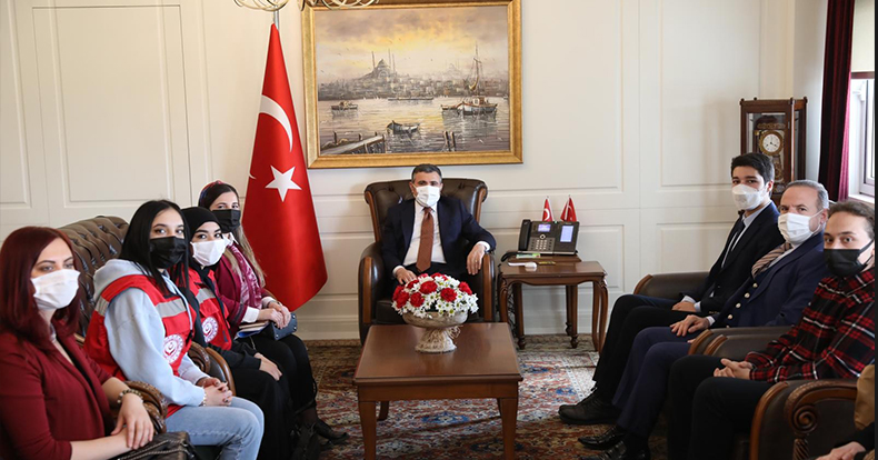 Çocuk Hakları Komitesi Valiyi ziyaret etti