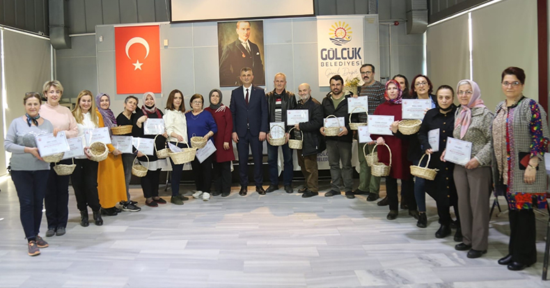 GELENEKSEL SANATLAR GÖLCÜK’TEN GELECEĞE TAŞINIYOR