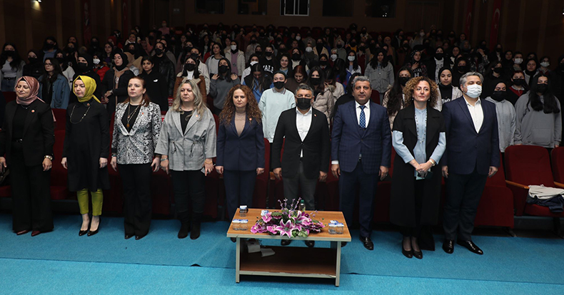 Dilovası’nda “Mesleğim Hayatım” Etkinliği Düzenlendi 