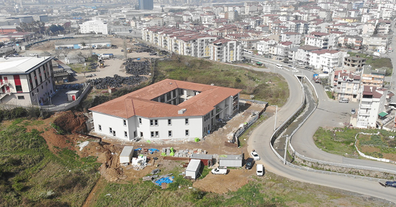 Gebze Beyaz Kalpler’de  çalışmalar Ramazan’da devam