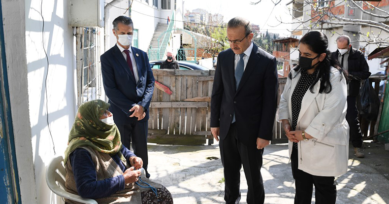 Yavuz Çifti Gebze’de Hanelerin Kapılarını Çaldılar
