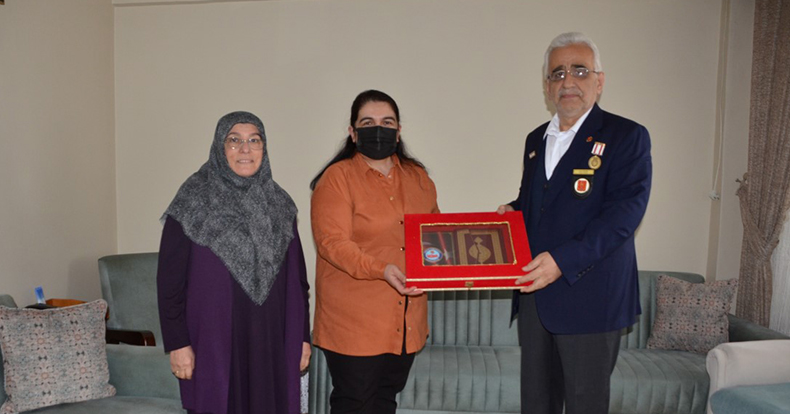 Çayırova’da Hanelere ve Gönüllere Girildi
