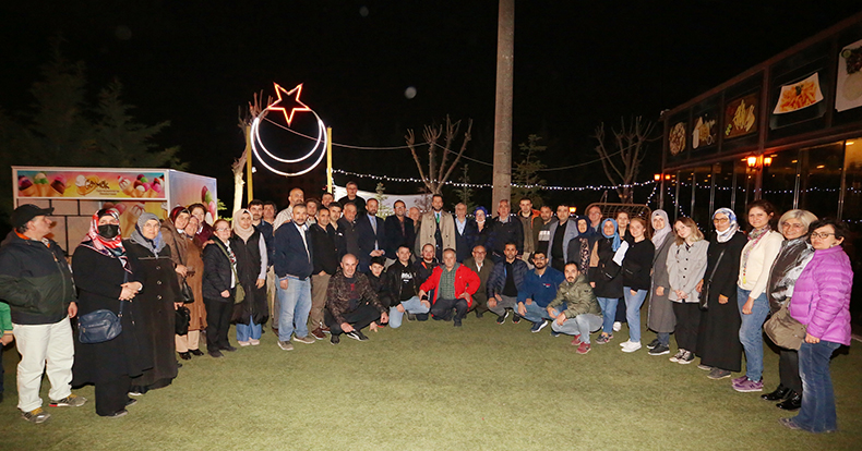 Derince’de İftar Buluşmaları Sürüyor