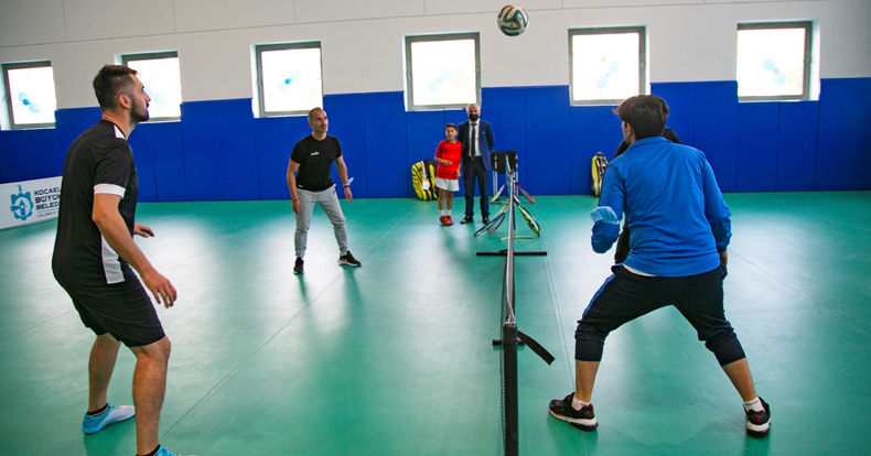 Büyükşehir’den Bahar Spor Şöleni ve Ayak Tenisi Turnuvası