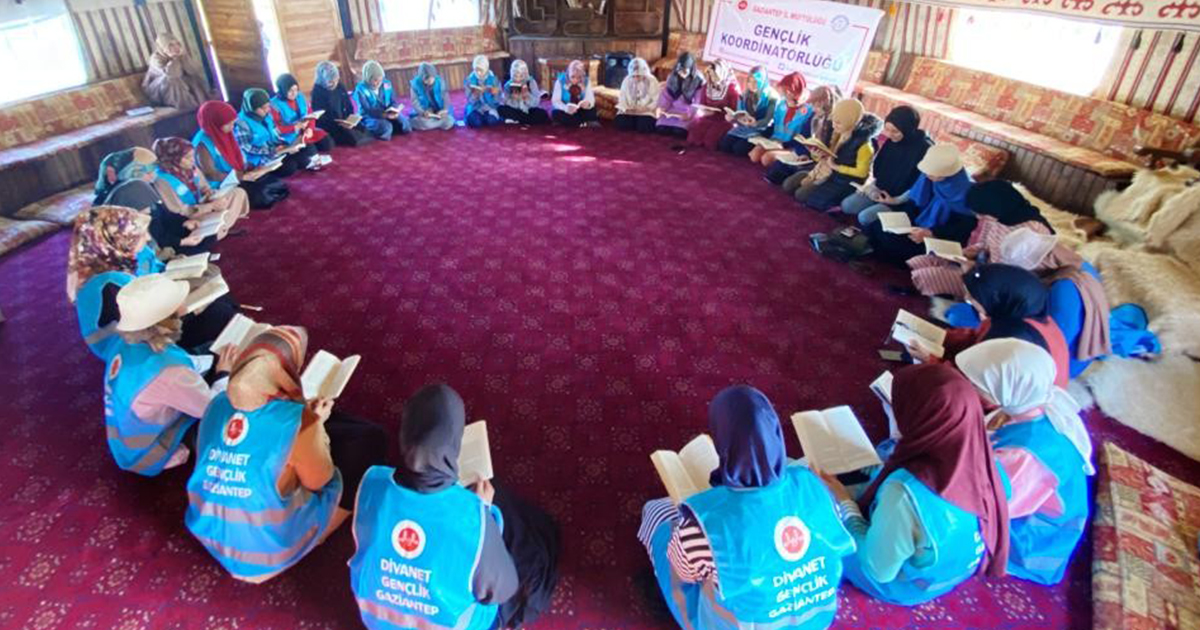 Diyanet’ten gençlere Ramazan kampı