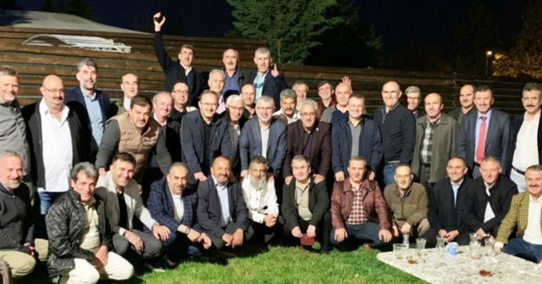 İzmit İmam Hatip Lisesi 86-87 Mezunları iftarda buluştu