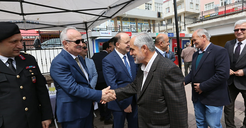 Derince’de Coşku Dolu Bayram