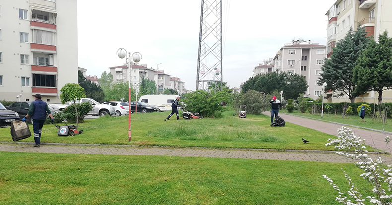 Derince’de Yeşil Alanlar Yaza Hazırlanıyor