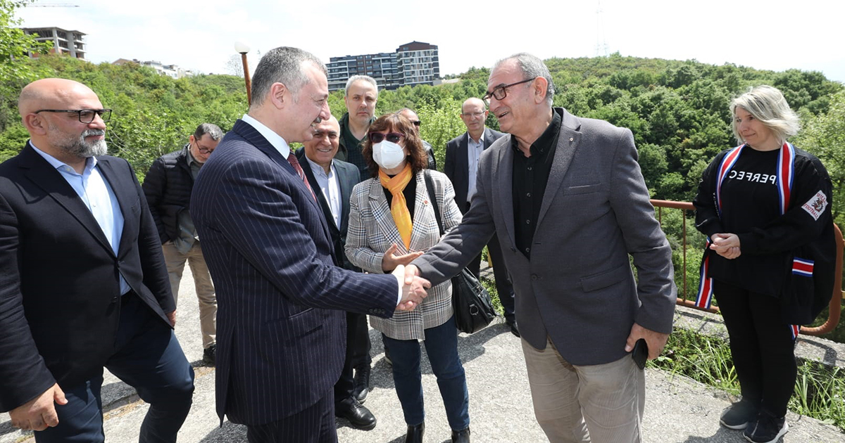 ‘’Şehrimizin her noktasında vatandaşımızla kucaklaşıyoruz’’