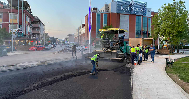 Kandıra Sapağı ve Demokrasi Bulvarı asfaltlandı