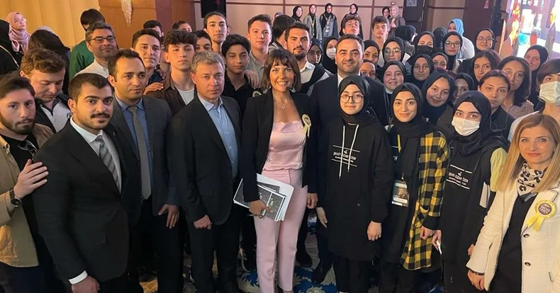 Başarılı isimler gençlere ilham oldu