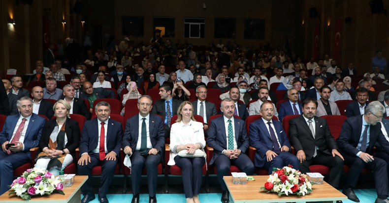 Dilovası'nda görkemli imza töreni 