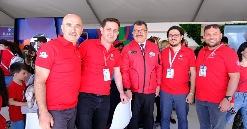 Bakan Varank ile Azerbaycan’da Bilim Şov