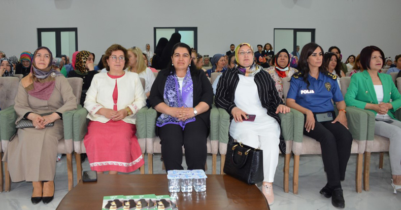 Selda Yavuz, Derinceli Kadınlarla Bir Araya Geldi