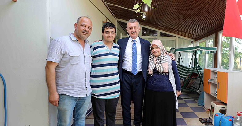 Büyükakın: En güzel kahveyi Emine’nin ellerinden içtim