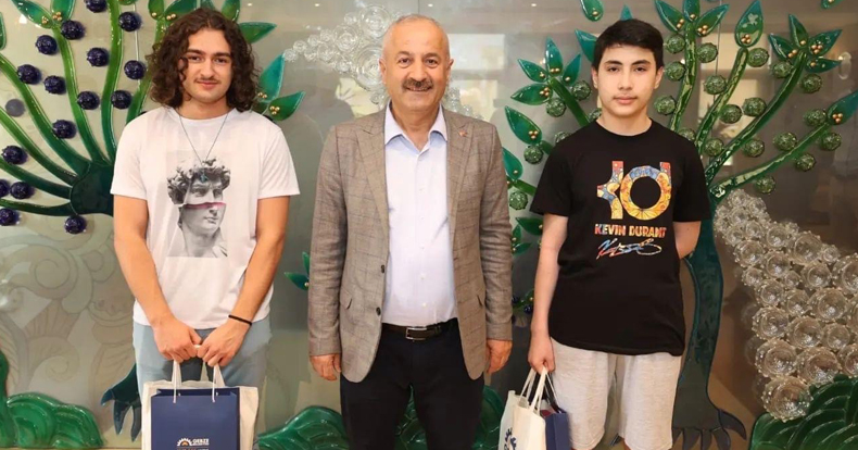Dereceye giren öğrenciler ödüllendirildi