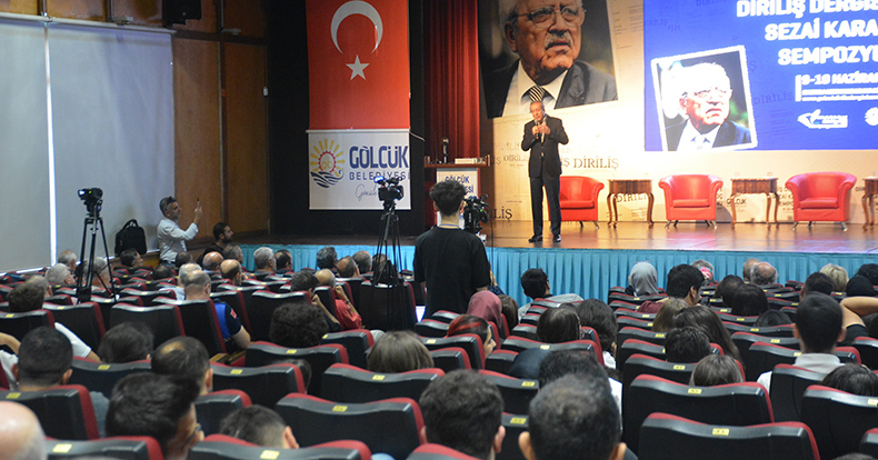 Bu sempozyum Sezai Karakoç'a ithaf edildi