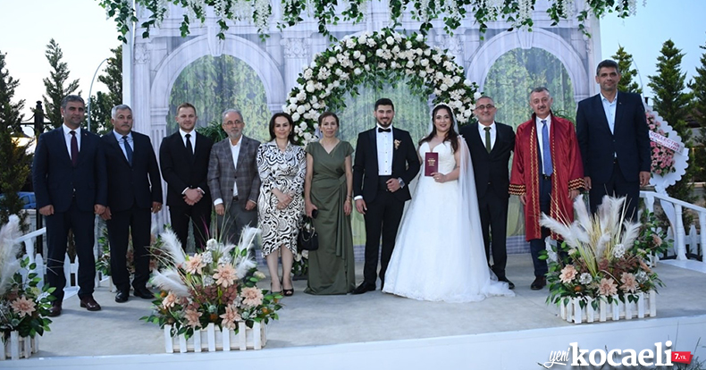 Başkan Kocaman Mutluluklara Şahit Oluyor