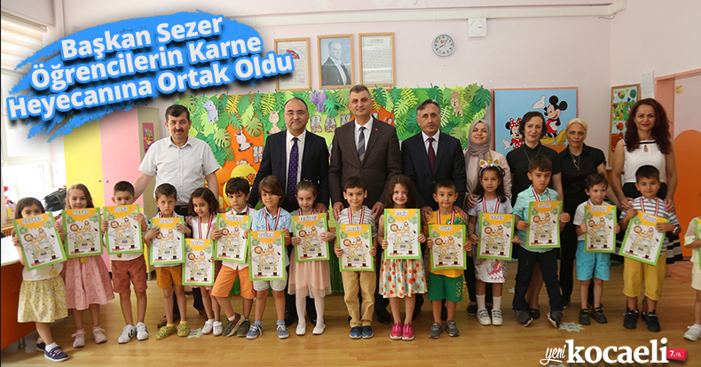 Başkan Sezer Öğrencilerin Karne Heyecanına Ortak Oldu