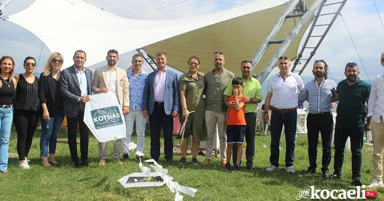 Devlet korumasında ki çocuklar, uçurtma ile eğlendiler